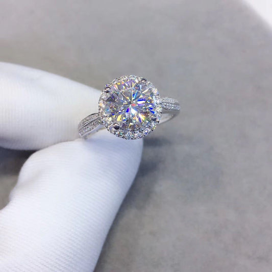 Elegant 1ct Round Moissanite Halo Engagement Ring S925 Silver White Gold Finish