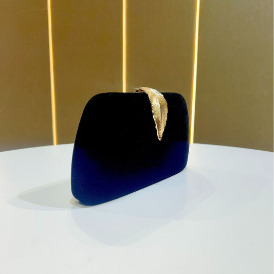 2026 014 New The Vintage Feather-Clasp Velvet Clutch | Premium Evening Bag & Crossbody Chain Purse